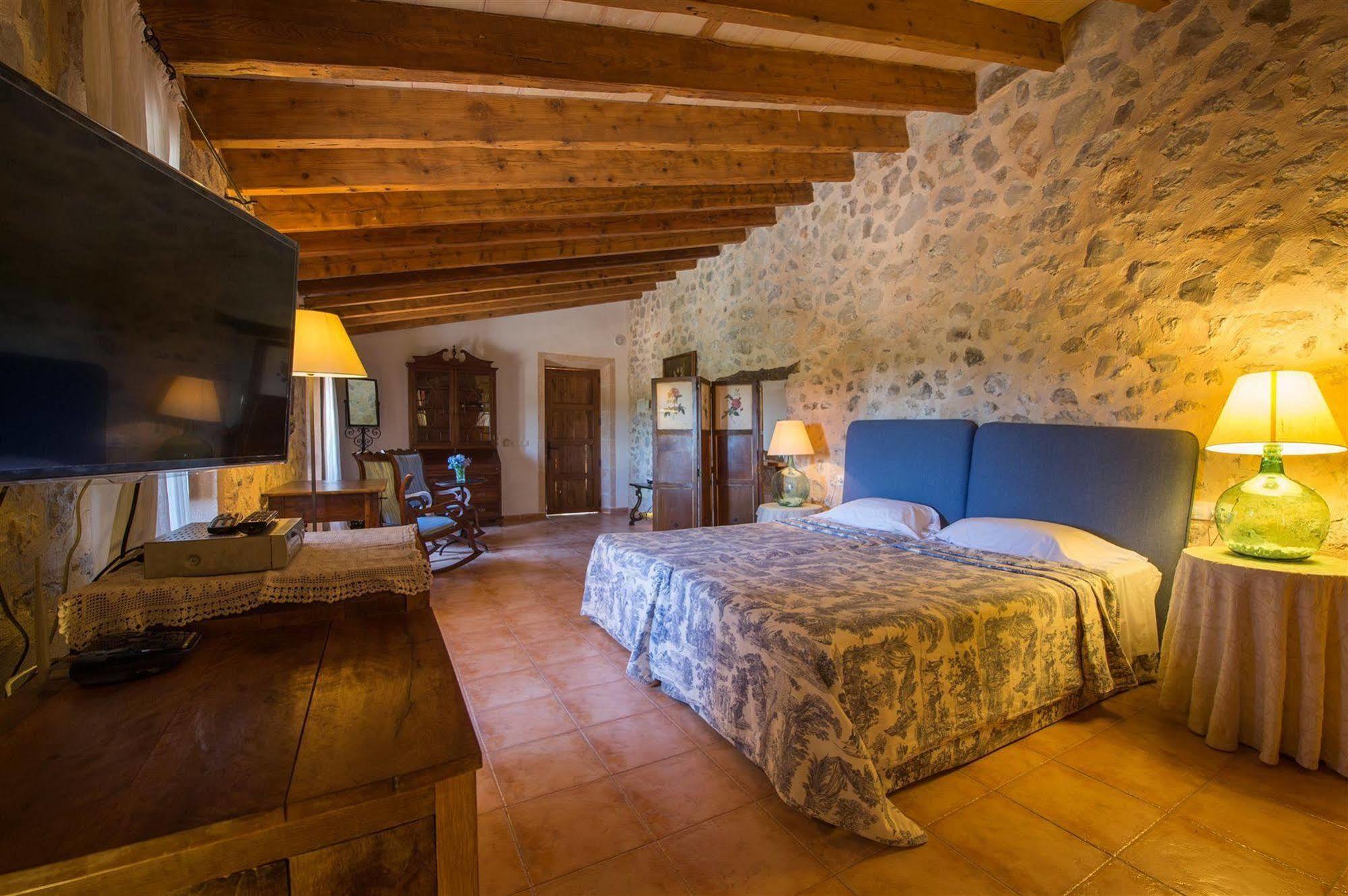 Hotel Rural Can Feliu Porreres Extérieur photo